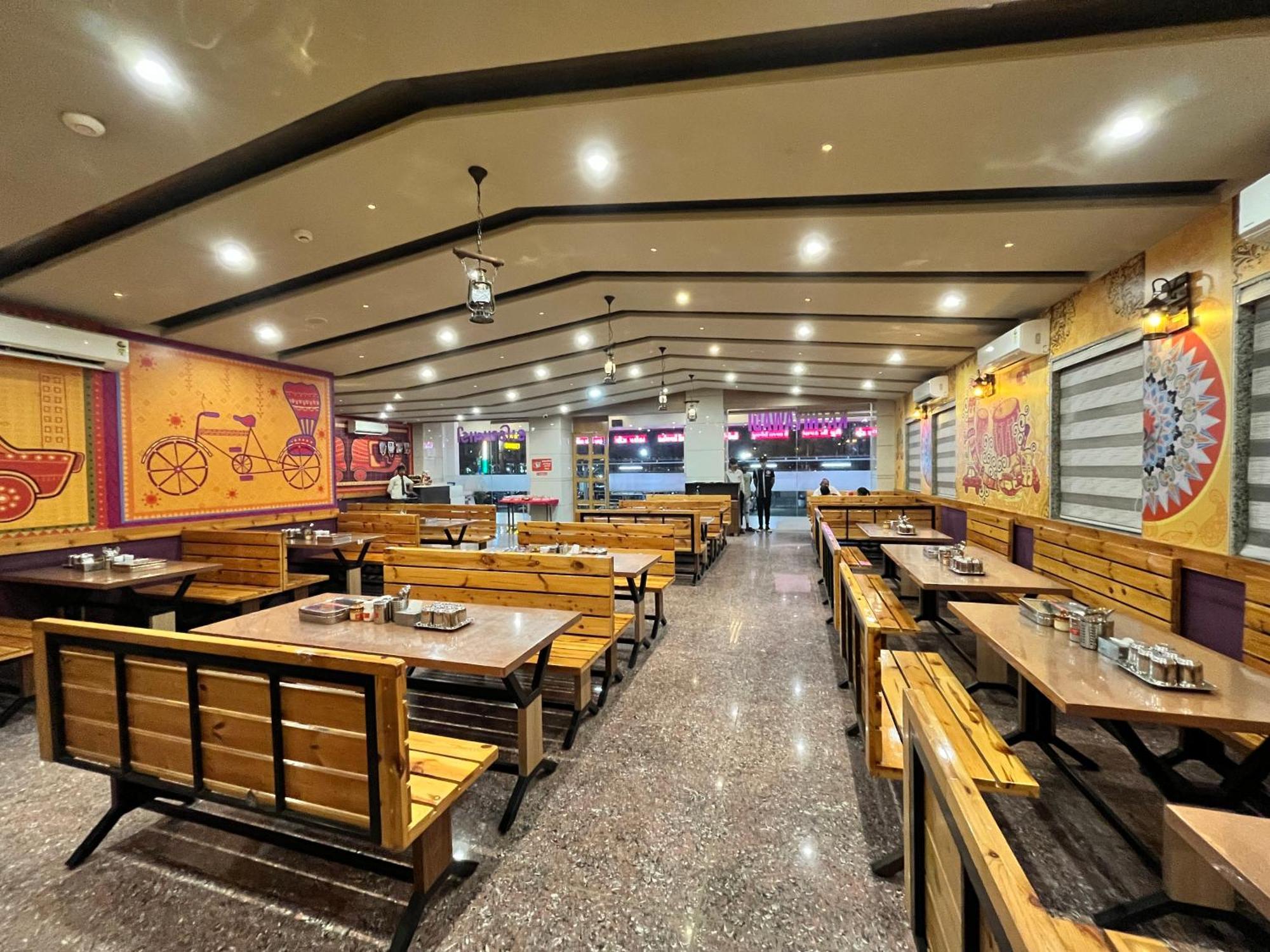 Hotel Grand Darshan Vadodara Dış mekan fotoğraf